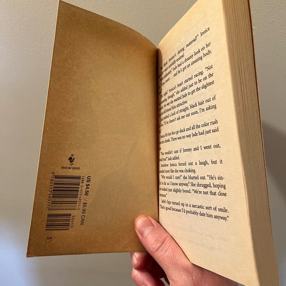 Sweet Valley High SVH Senior Year Vintage Book Francine Pascal #18 As If I Care - Picture 6 of 7